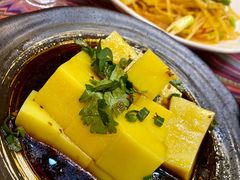 -香巴拉云南餐厅(华莱坞店)