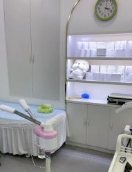 -苗医生0感科技祛痘