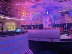 -巴特餐饮6加1音乐餐吧·新疆菜