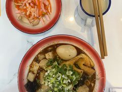 -刘二姐襄阳牛肉面(鸟巢店)