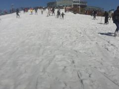 -浙东第一尖雪山欢乐谷