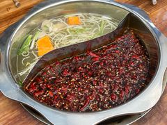 -储奇门鳝鱼火锅(总店)