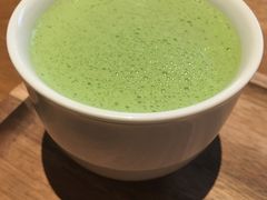 -星巴克臻选(上海合生汇1F店)