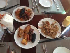 -荣誉国际酒店-云顶旋转餐厅