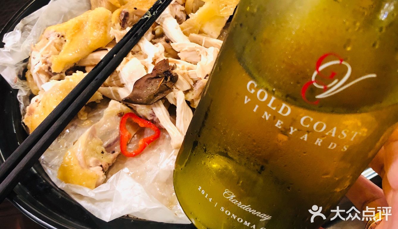 嗜酒师的葡萄酒配餐霞多丽