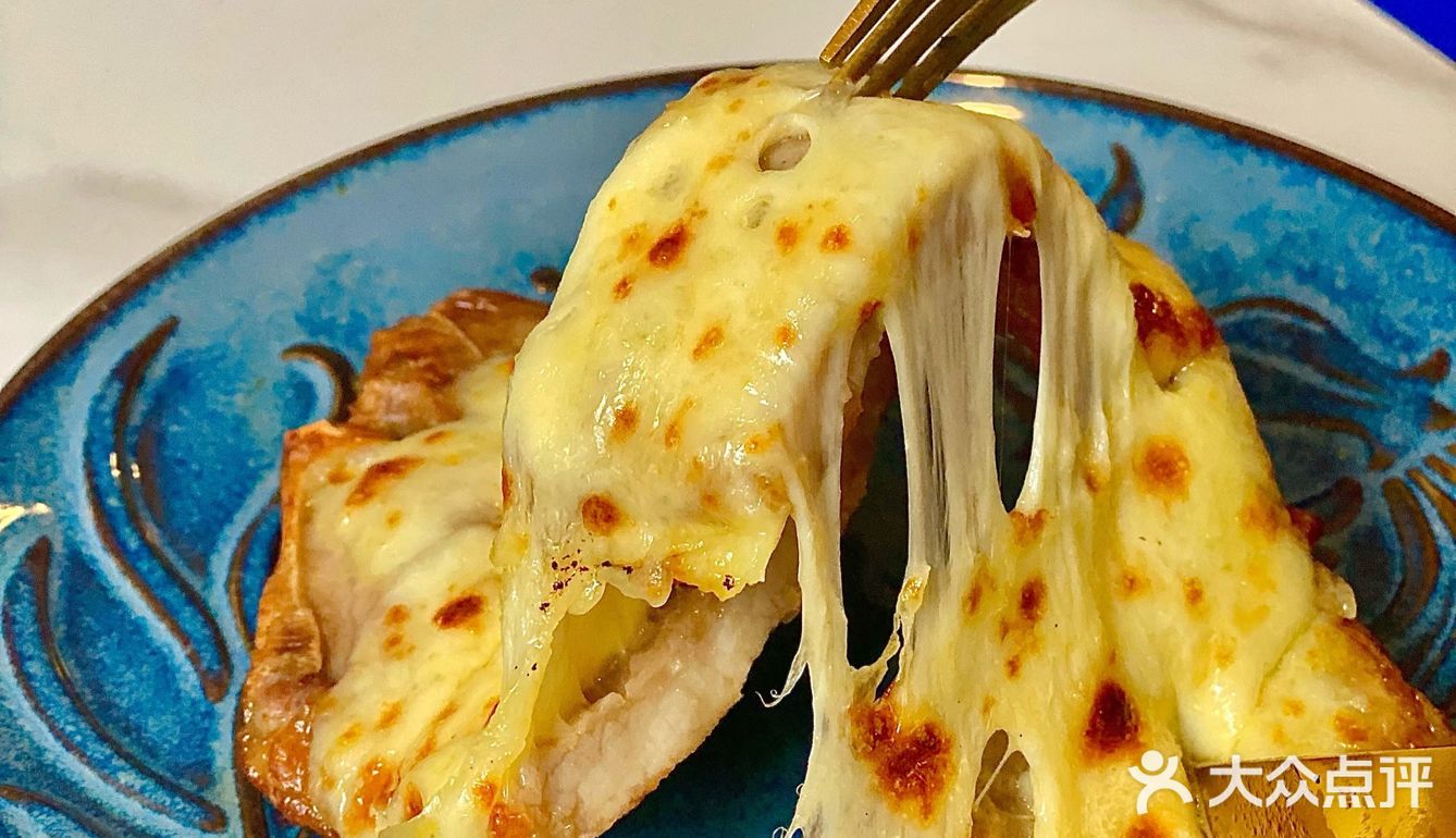 新店首发‼️流心披萨鼻祖来厦门了‼️