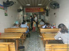 -眼镜肥肠店(振兴街店)