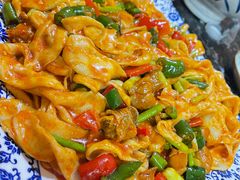 双椒鸡肉炒猫耳朵-后卫寨猫耳朵(后卫寨店)