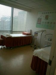 -苗方清颜专业祛痘连锁机构