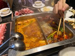 -百年川椒重庆老火锅(光谷店)