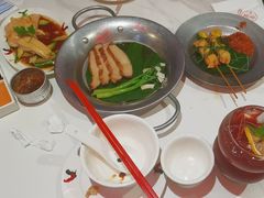 -芽笼芽笼新加坡餐厅(世纪汇店)