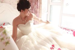 点击看大图 娜姐婚纱礼服会馆-禧嫁茗品设计师婚纱集成馆