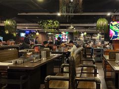 -麦凯伦烧烤·精酿超级工厂店(金桥总店)
