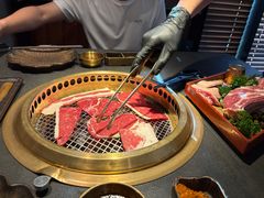 -铭牛烧肉·和牛海鲜自助(高新月牙湖店)
