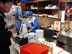 -护国寺小吃店(红莲南路店)