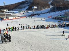 -长春莲花山滑雪场