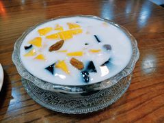 芒果烧仙草-大甜九港式甜品(武林店)