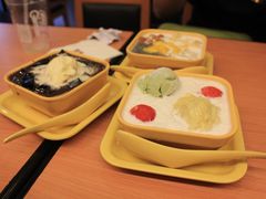 抹茶和榴莲忘记名字了-满记甜品(湖滨店)