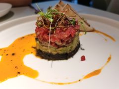 牛肉塔塔配牛油果黑橄榄酱-Solo(衡山路店)