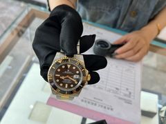 -聚云奢二手奢侈品黄金手表包包回收·中古店(三里屯总店)