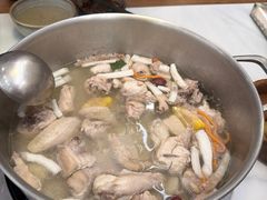 -喃喃椰·糟粕醋·椰子鸡火锅(七堡花园店)