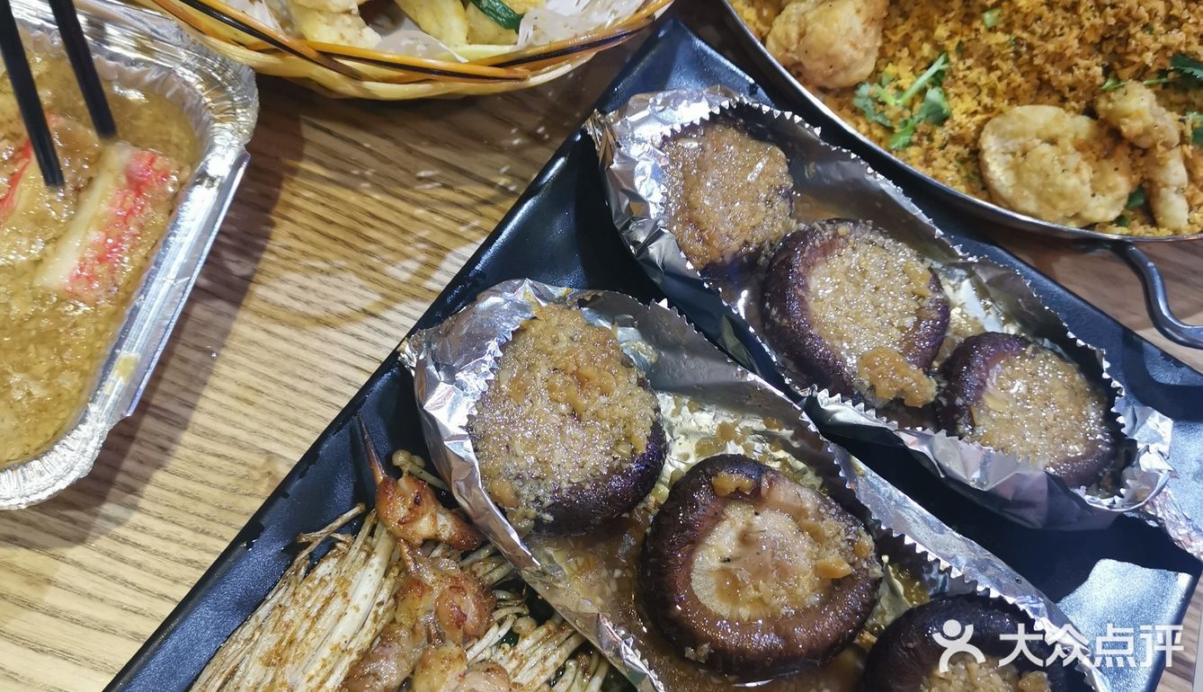 老板人也特别好,特别推荐避风塘牛蛙