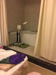 -悦芳庭美肤美体品牌集合店