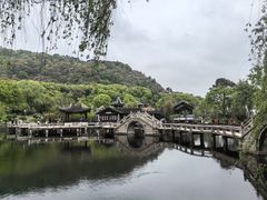 -灵岩山风景区