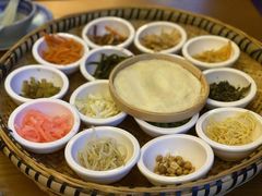 -包整·丝娃娃(一览甲秀楼风景店)