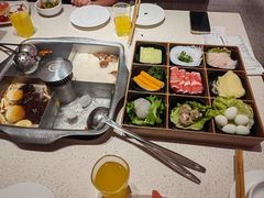 -海底捞火锅(杭州庆春路夜宵主题店)