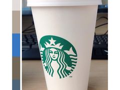 -星巴克(上海虹桥新天地二店)