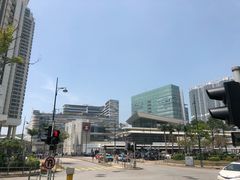 -东荟城名店仓