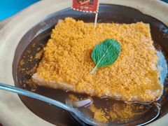 黄金海胆豆腐煲-琼大师东方烤乳猪(亚特兰蒂斯店)