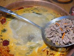 -洱火云南酸菜牛肉火锅(石景山当代商城店)