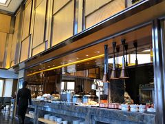 自助取餐区-君悦大酒店行政酒廊