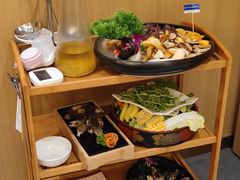 -一朵菌·野生菌探索家火锅(南亚店)
