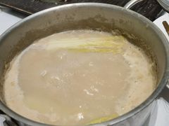 -红鼎豆捞·非遗鲍皇汤火锅(宝丰路店)