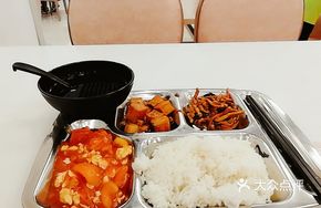 Two Meat, One Vegetable - 25 Yuan