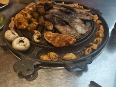 -金韩雅·烤肉·烤活鳗鱼(万达店)