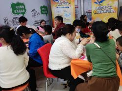 -孩子王童乐园(资阳万达店)