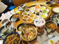 -包整·丝娃娃(一览甲秀楼风景店)