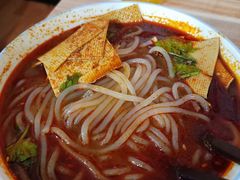 -老字号杨坡红油米线腊汁肉夹馍(东四道巷店)
