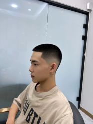 -海文先生国潮烫染男士理发馆