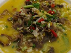 酸汤肥牛-龙梅肥肠鱼(明瓦廊店)