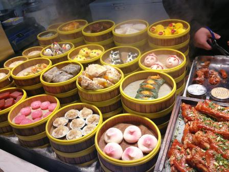 老上海糕点(田子坊店)-"[调皮][色]先敲黑板:烤猪蹄简直绝了,.