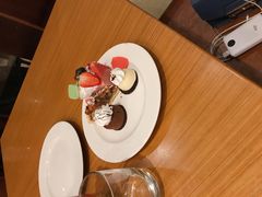 -亚龙湾希尔顿自助餐厅·海鲜·烧烤·沙滩BBQ·现场乐队