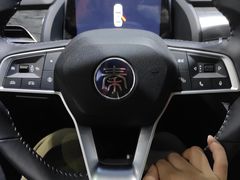 -上海华裕比亚迪4S店