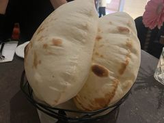 餐前面包-ELI FALAFEL Lebanese&Mediterranean黎巴嫩美食(富城路店)