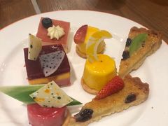 -松咖啡自助餐厅·松北香格里拉