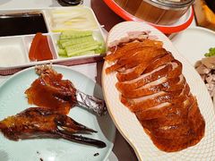 -梅利汴京烤鸭•开封豫菜地标店(东司门店)